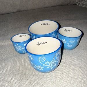 Temptations by Tara Measuring Cups Winter  Blue Floral Lace Snowflakes Set Of 4
